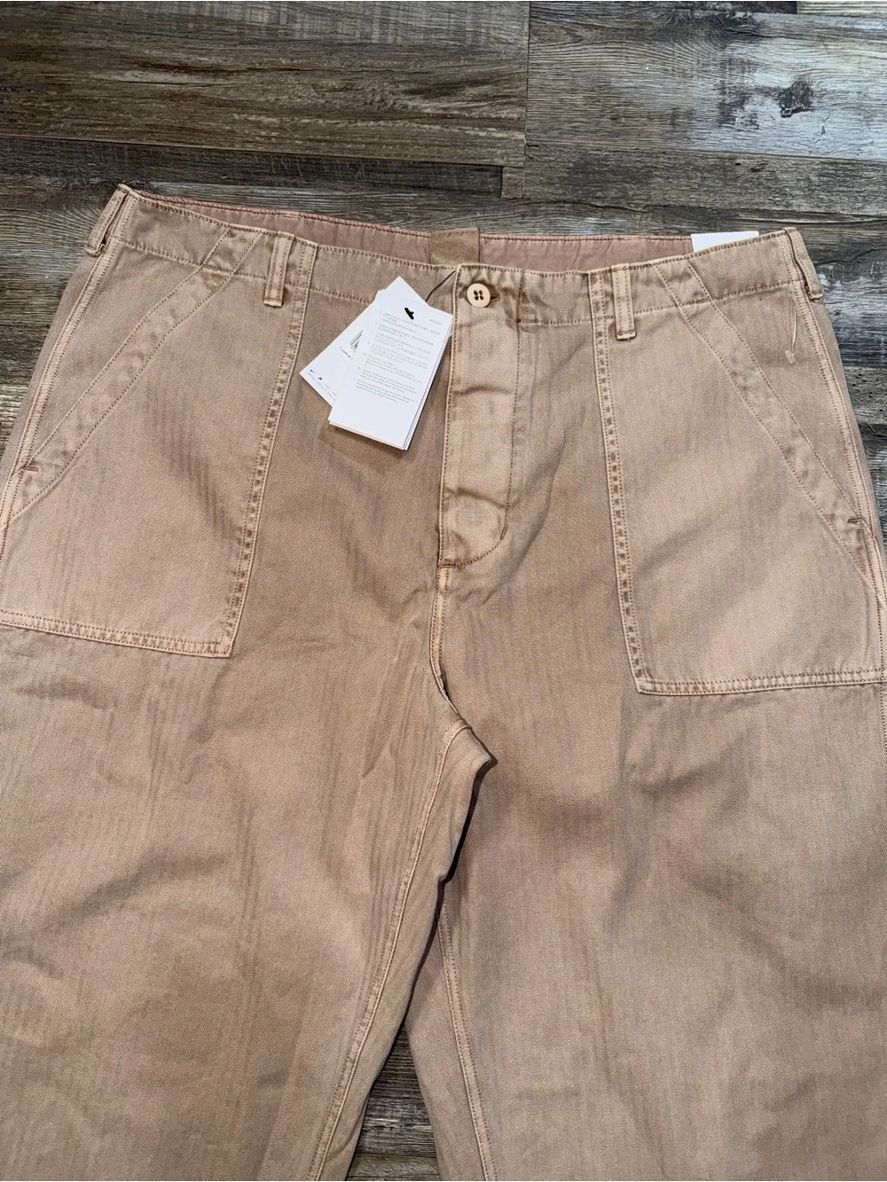 Nike Neutral Tan‎ Short-Sleeve Logo Tee